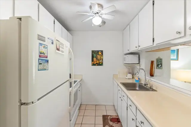 Listing Image for 1299 Uluniu Rd D-103 12 of 40