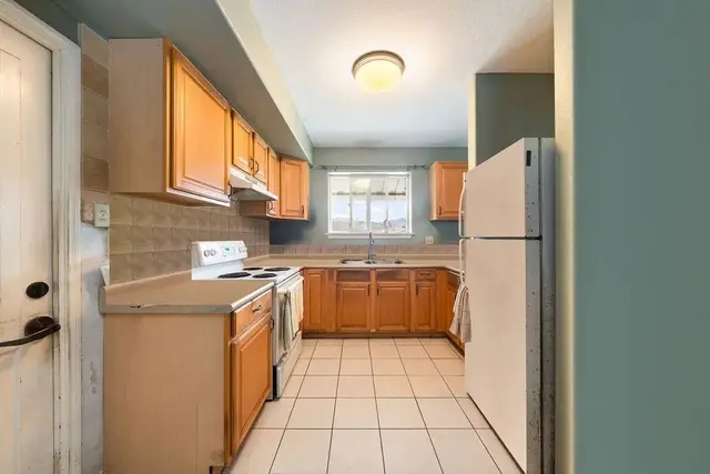Listing Image for 243 Moali St 10 of 41