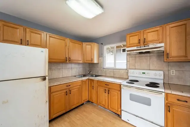 Listing Image for 243 Moali St 21 of 41