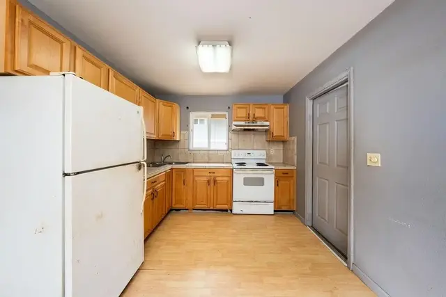 Listing Image for 243 Moali St 23 of 41
