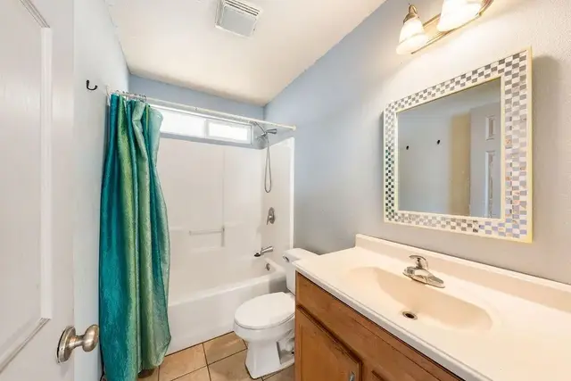 Listing Image for 243 Moali St 24 of 41