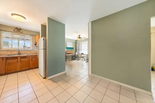 Listing Image for 243 Moali St 5 of 41
