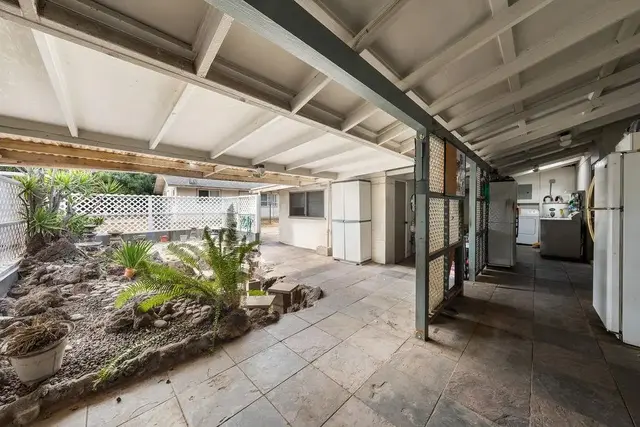 Listing Image for 243 Moali St 7 of 41