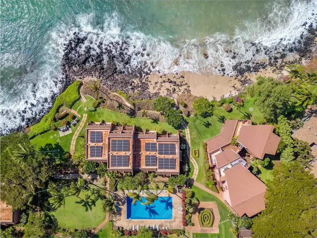 Listing Image for 3959 Lower Honoapiilani Rd 104 44 of 50
