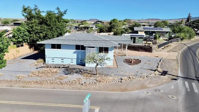 Listing Image for 205 Ala Malama Ave 3 of 23