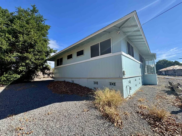 Listing Image for 205 Ala Malama Ave 7 of 23