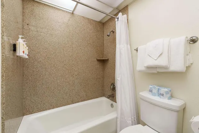 Listing Image for 3445 Lower Honoapiilani Rd 709 25 of 40