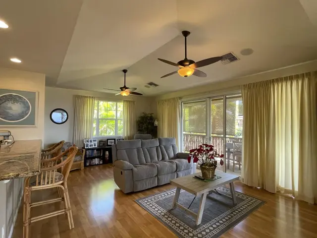 Listing Image for 143 Ahekolo St 28 of 30