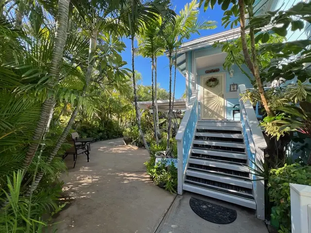 Listing Image for 11 Waihili Pl 1 of 39