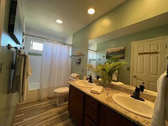 Listing Image for 11 Waihili Pl 14 of 39