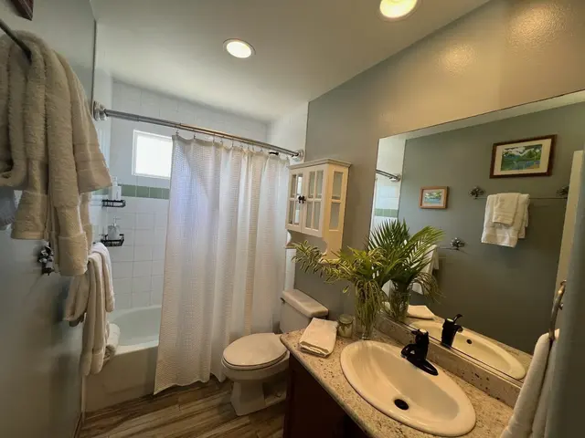 Listing Image for 11 Waihili Pl 16 of 39