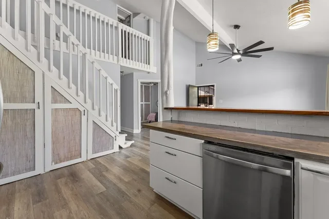 Listing Image for 15 Kulanihakoi St 4e 11 of 45