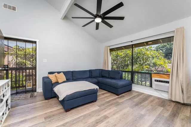 Listing Image for 15 Kulanihakoi St 4e 2 of 45