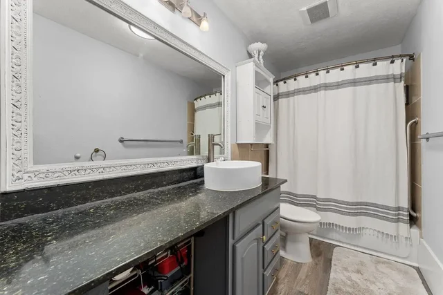 Listing Image for 15 Kulanihakoi St 4e 30 of 45