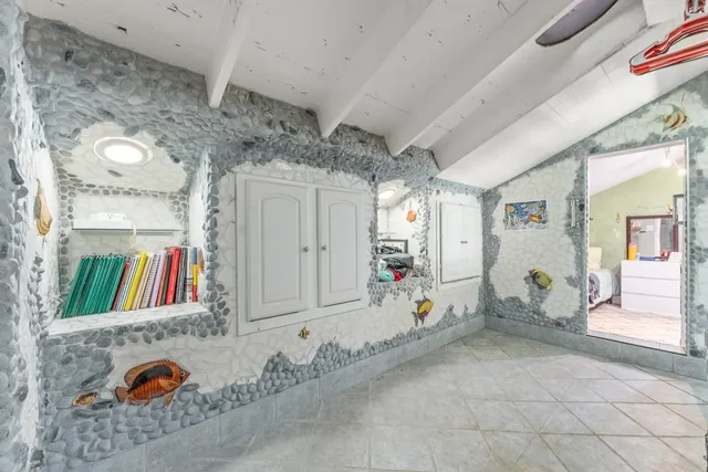 Listing Image for 15 Kulanihakoi St 4e 38 of 45