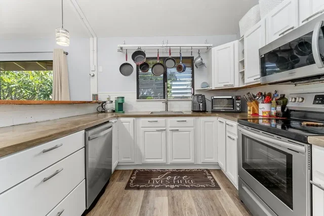 Listing Image for 15 Kulanihakoi St 4e 9 of 45