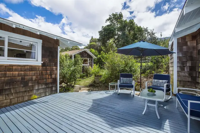 Listing Image for 16 Maukanani Rd 13 of 37
