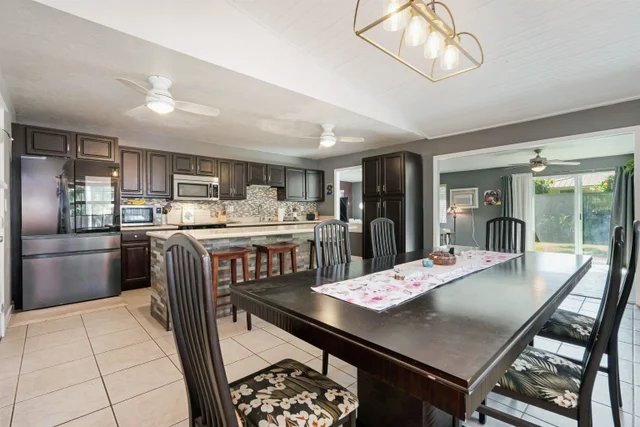 Listing Image for 82 Alena Pl 10 of 32