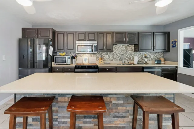 Listing Image for 82 Alena Pl 12 of 32