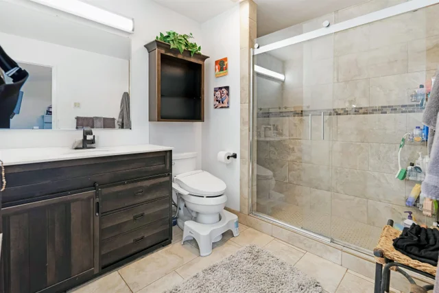 Listing Image for 82 Alena Pl 25 of 32