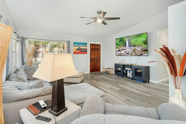 Listing Image for 82 Alena Pl 6 of 32