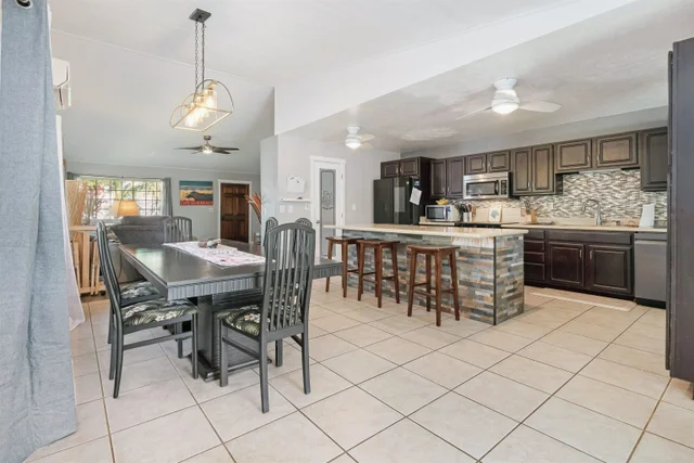 Listing Image for 82 Alena Pl 9 of 32