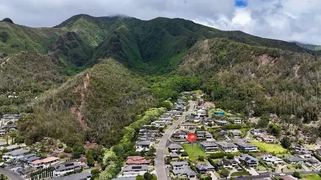 Listing Image for 551 Iiwi Way 13 of 14