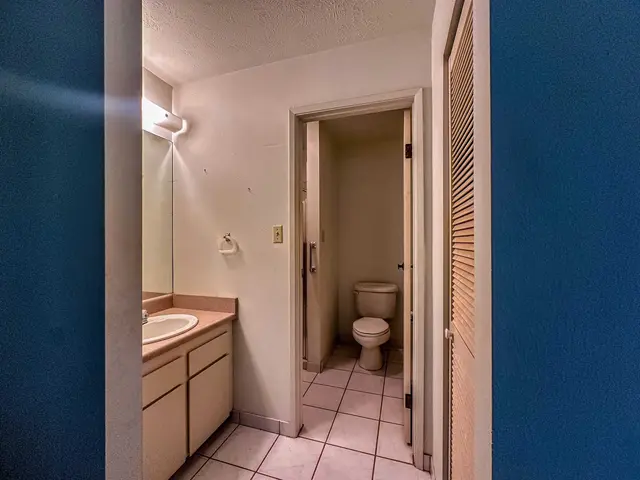 Listing Image for 90 Auhana Rd 202 11 of 12