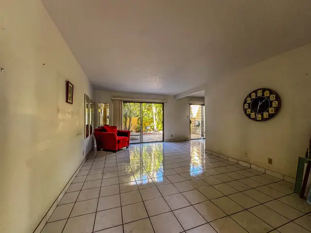 Listing Image for 90 Auhana Rd 202 2 of 12