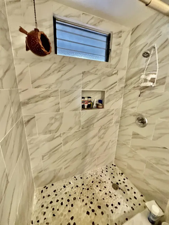 Listing Image for 37 Aahi Pl 19 of 29