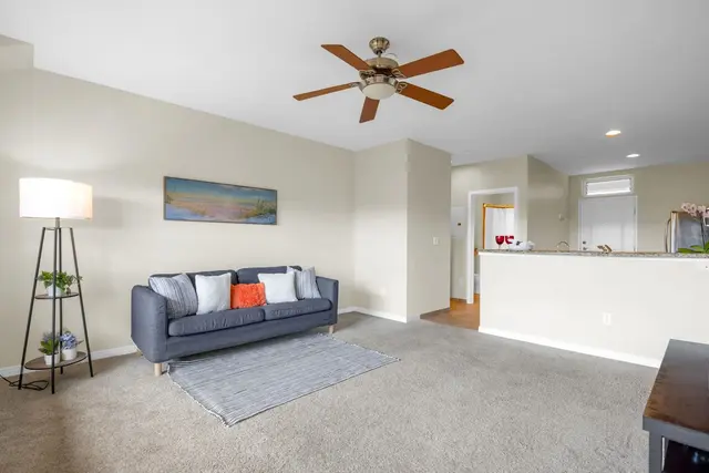 Listing Image for 3706 Lower Honoapiilani Rd D-33 11 of 38