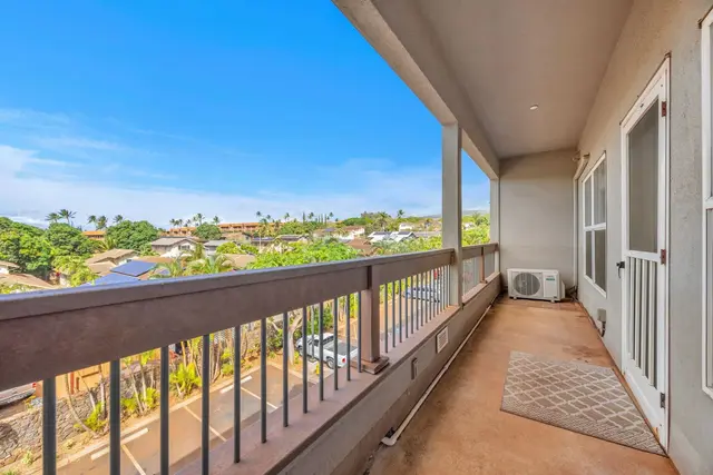 Listing Image for 3706 Lower Honoapiilani Rd D-33 23 of 38