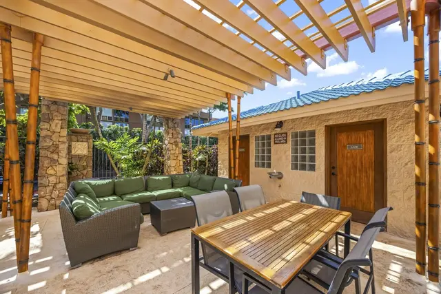 Listing Image for 3706 Lower Honoapiilani Rd D-33 34 of 38