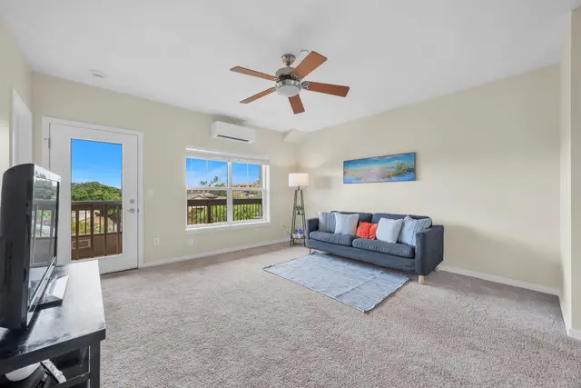 Listing Image for 3706 Lower Honoapiilani Rd D-33 9 of 38