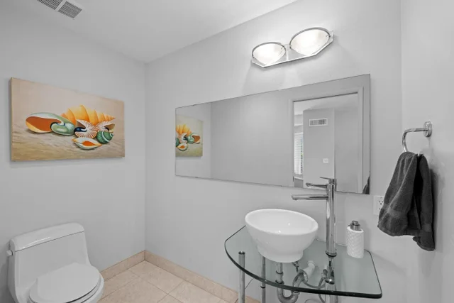 Listing Image for 28 Lotus Pl 27 of 50