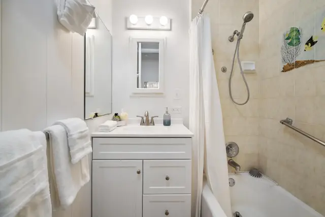 Listing Image for 3691 Lower Honoapiilani Rd 110 9 of 32
