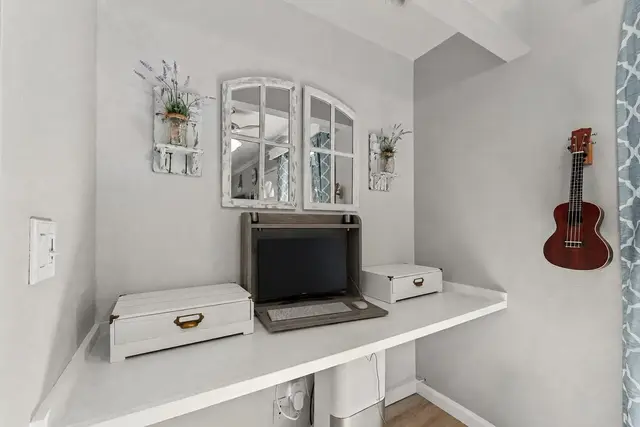 Listing Image for 480 Kenolio Rd 7-102 16 of 50