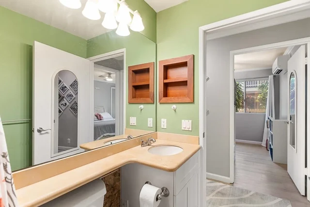 Listing Image for 480 Kenolio Rd 7-102 30 of 50