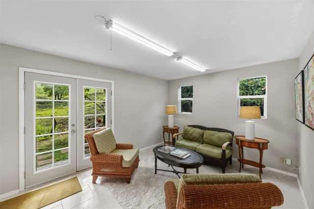 Listing Image for 114 Mano Dr B 27 of 50