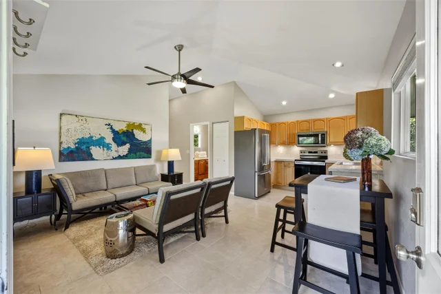 Listing Image for 114 Mano Dr B 5 of 50