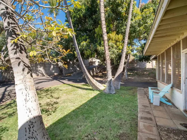 Listing Image for 2208 Haukai Pl 4 of 25