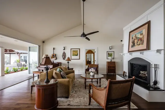 Listing Image for 569 Hapapa Rd 26 of 50