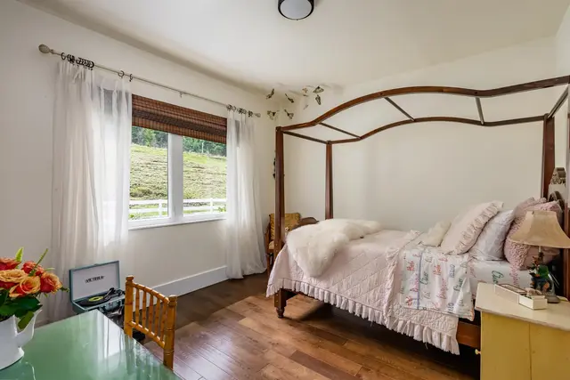 Listing Image for 569 Hapapa Rd 34 of 50