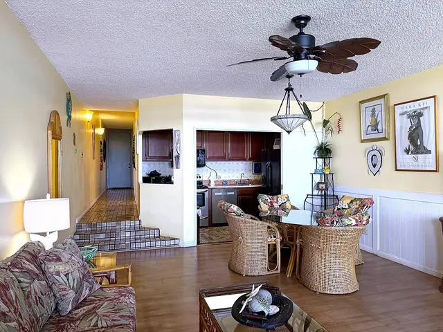 Listing Image for 3875 Lower Honoapiilani Rd B-205 11 of 21