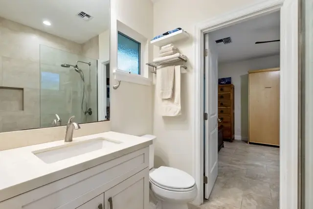 Listing Image for 119 Ponana St 22 of 31