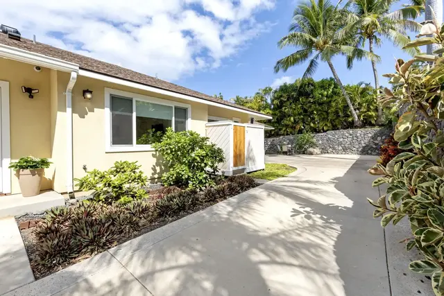 Listing Image for 119 Ponana St 27 of 31