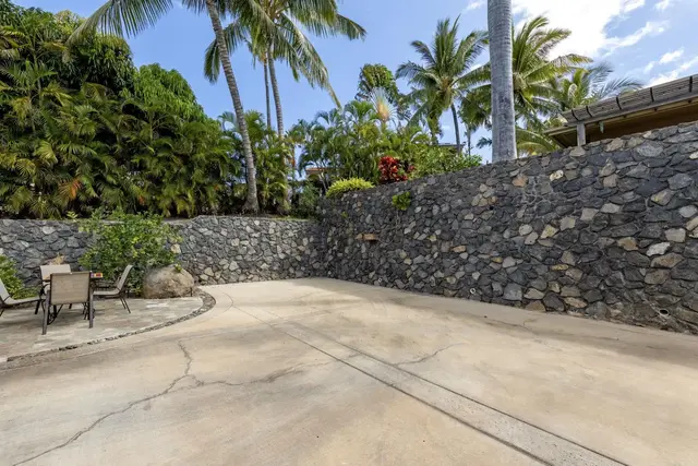 Listing Image for 119 Ponana St 29 of 31