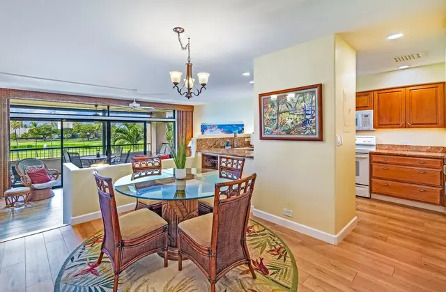 Listing Image for 2560 Kekaa Dr D202 11 of 43