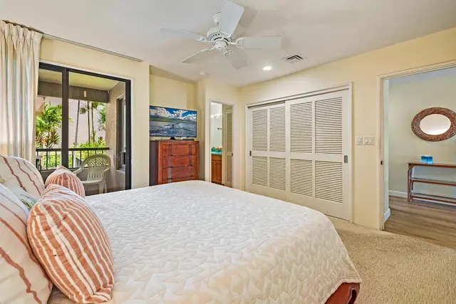 Listing Image for 2560 Kekaa Dr D202 18 of 43