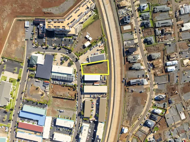 Listing Image for 214 Kupuohi St 3 of 25